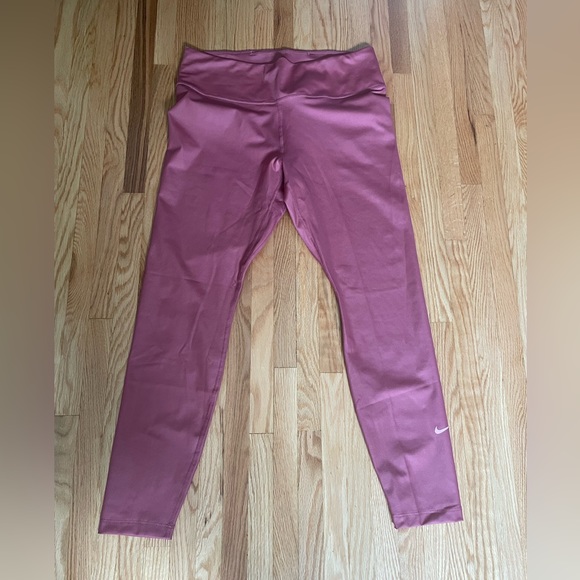 E-NF Women's nike athletic yoga pants - Picture 1 of 6